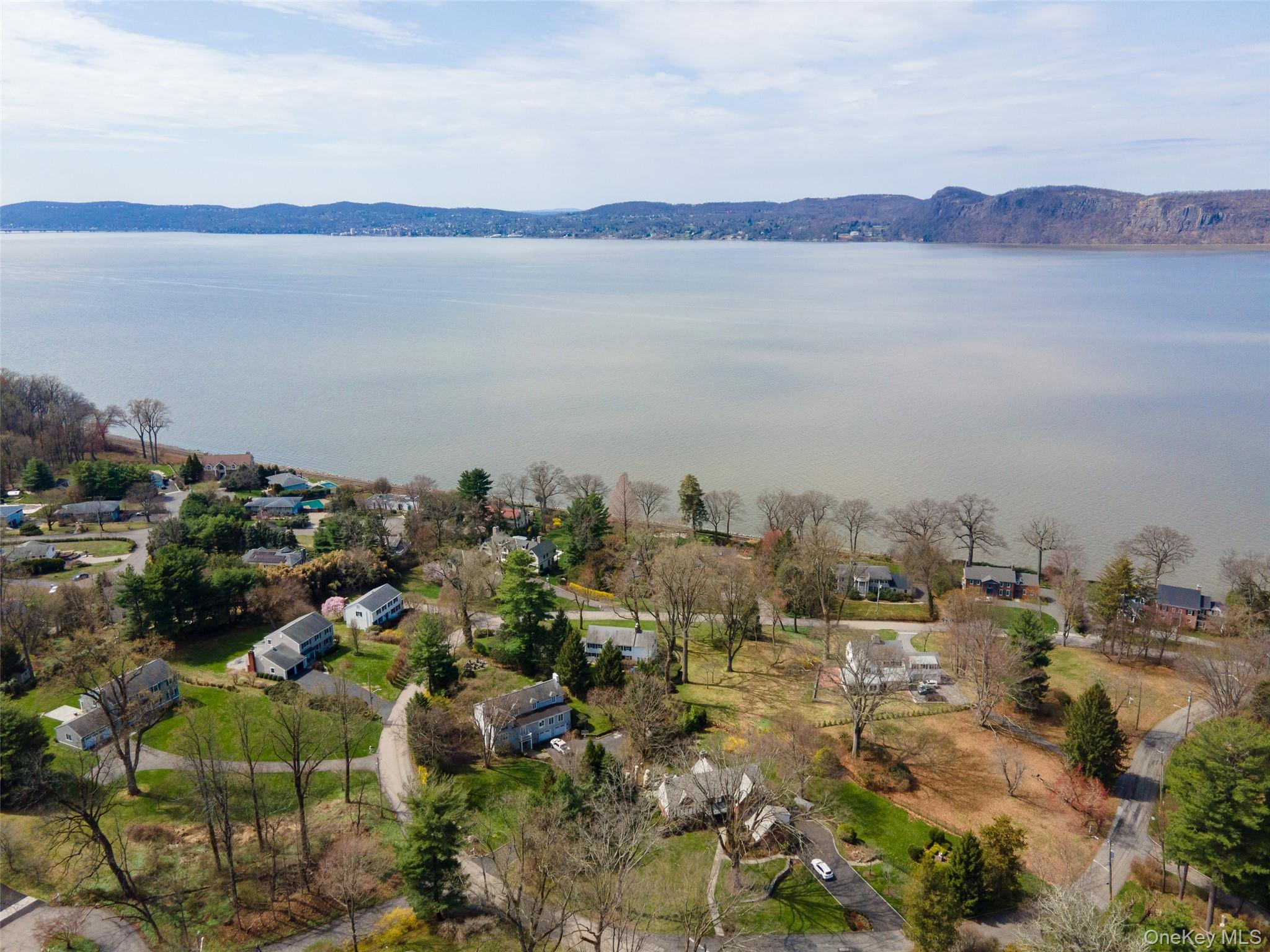 179 River Road Property Photo 31