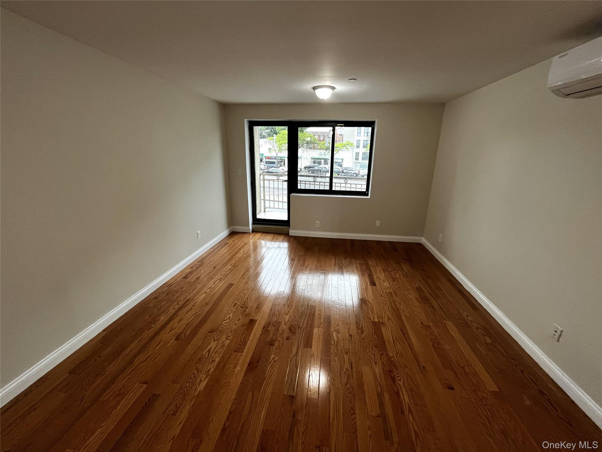 7026 Queens Boulevard 2a Property Photo 4