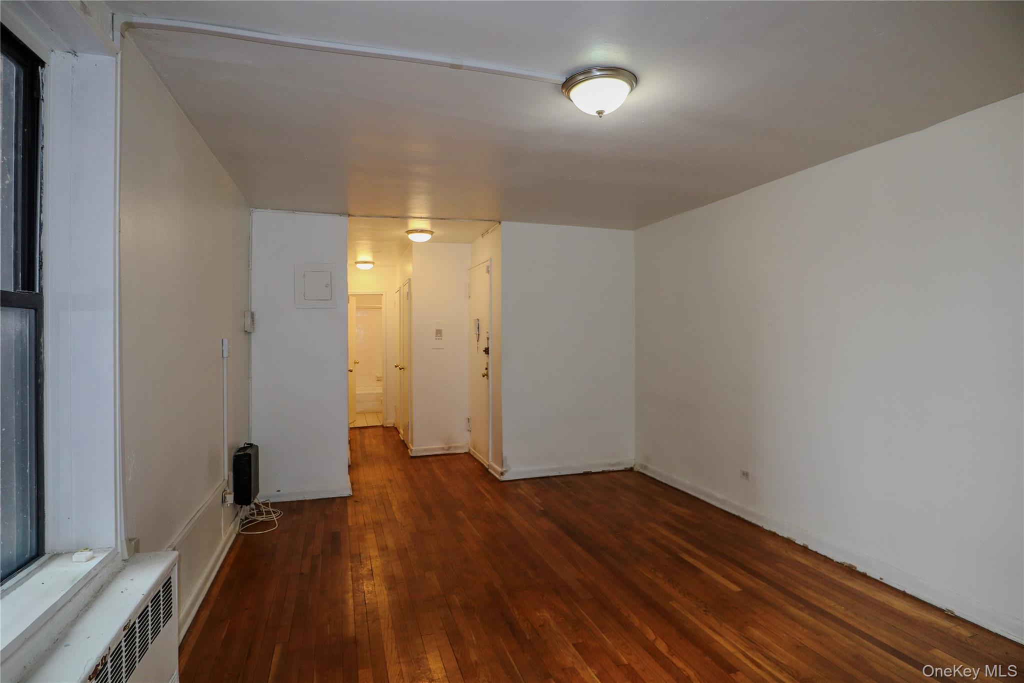 8720 175th Street 3j Property Photo 5