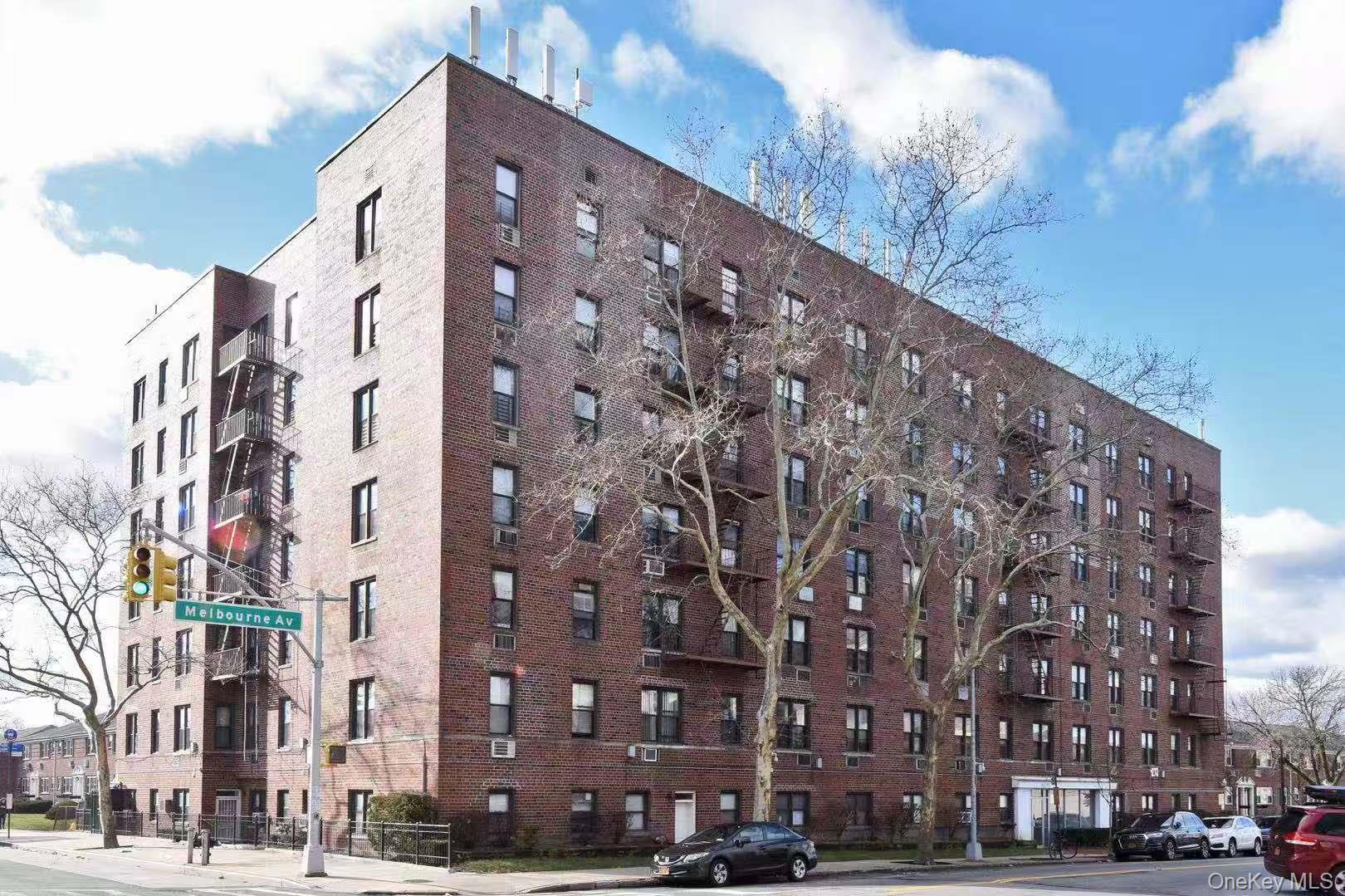 15272 Melbourne Avenue 2G Property Photo 1