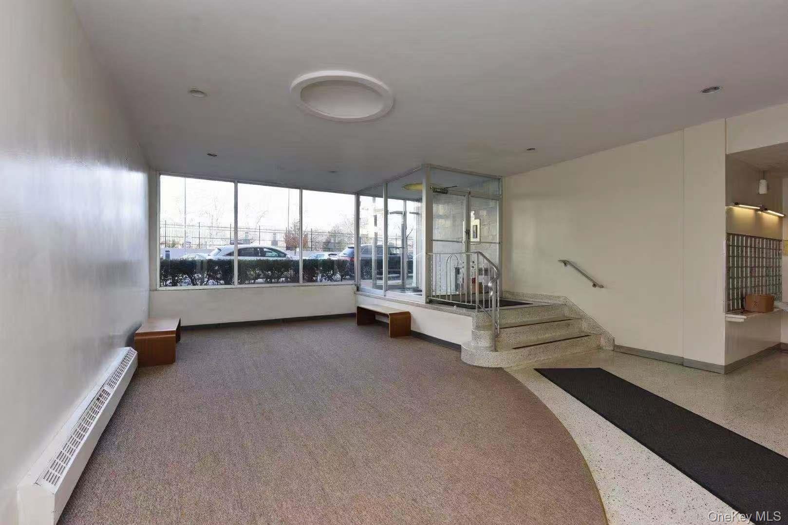 15272 Melbourne Avenue 2g Property Photo 4