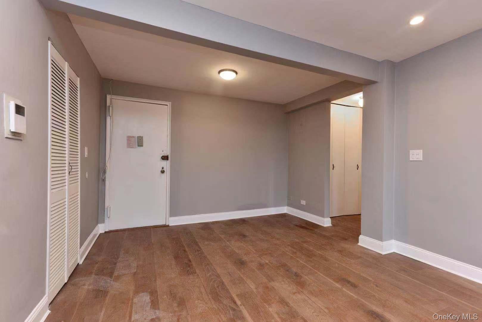 15272 Melbourne Avenue 2g Property Photo 6