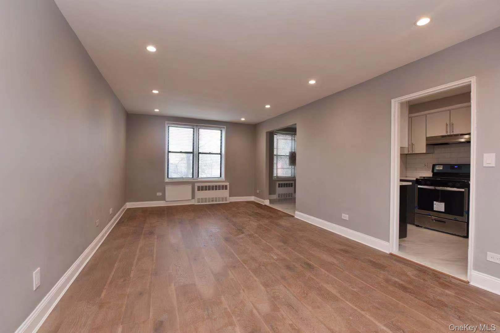 15272 Melbourne Avenue 2g Property Photo 7