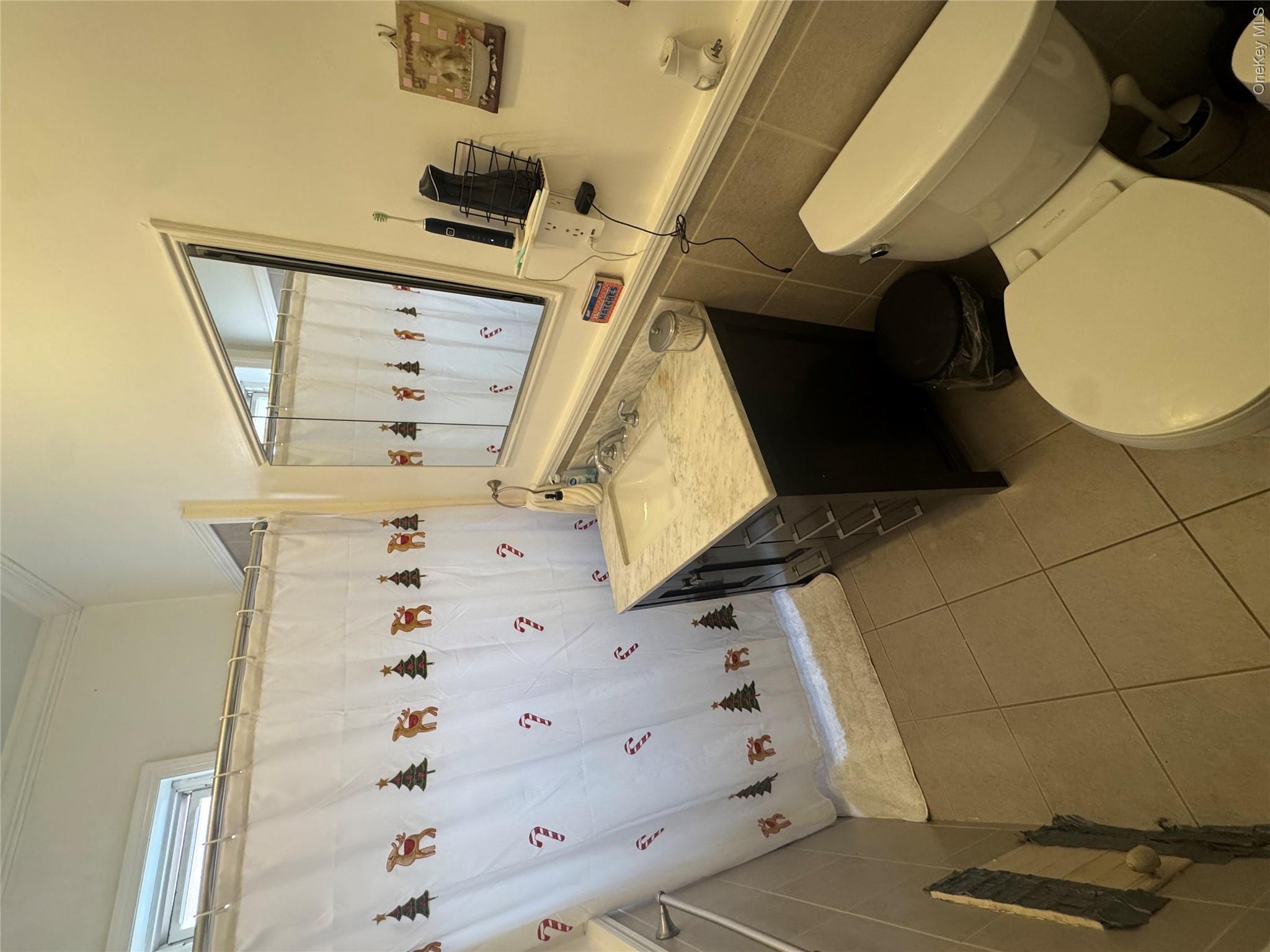 7027 68th Place Property Photo 16