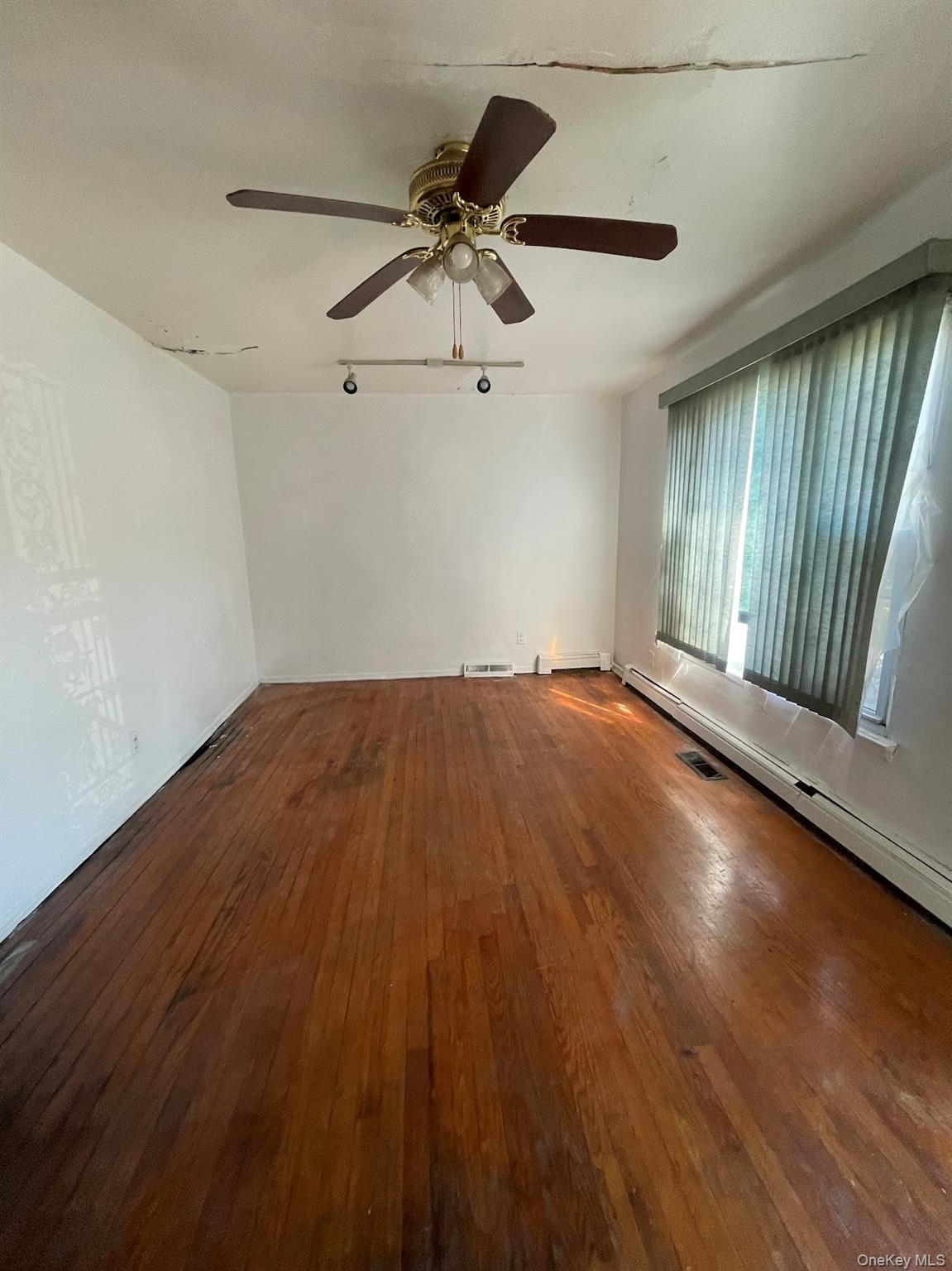 13022 Springfield Boulevard Property Photo 4