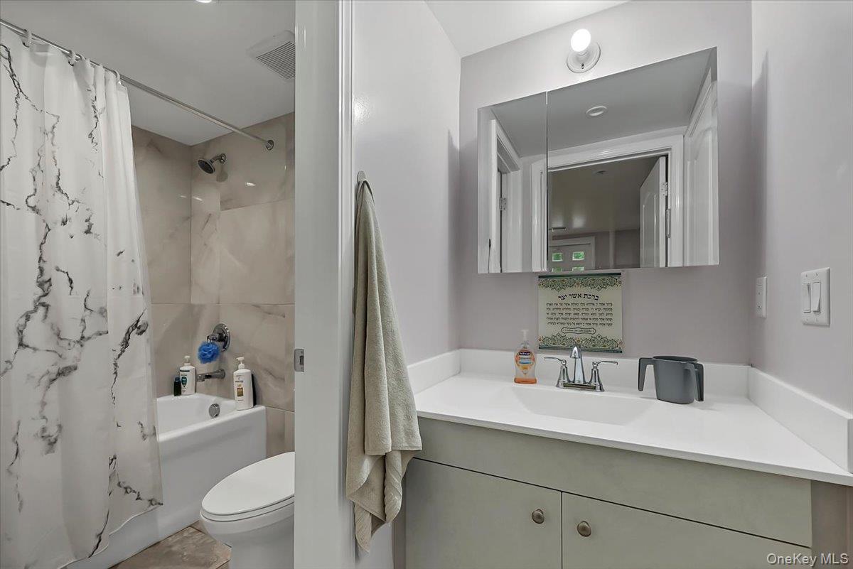 43 Freeland Street Property Photo 17