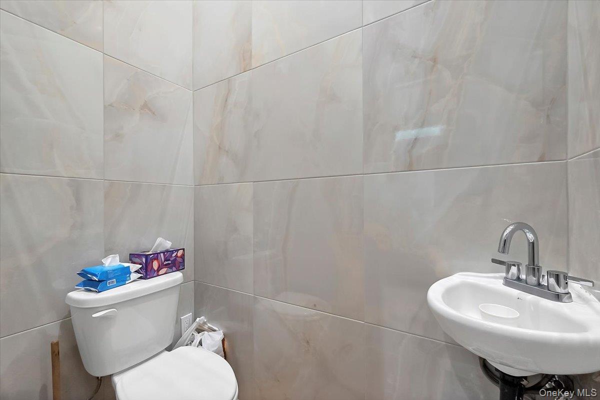 43 Freeland Street Property Photo 21