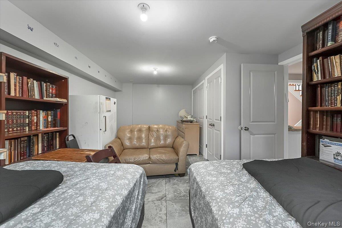 43 Freeland Street Property Photo 40