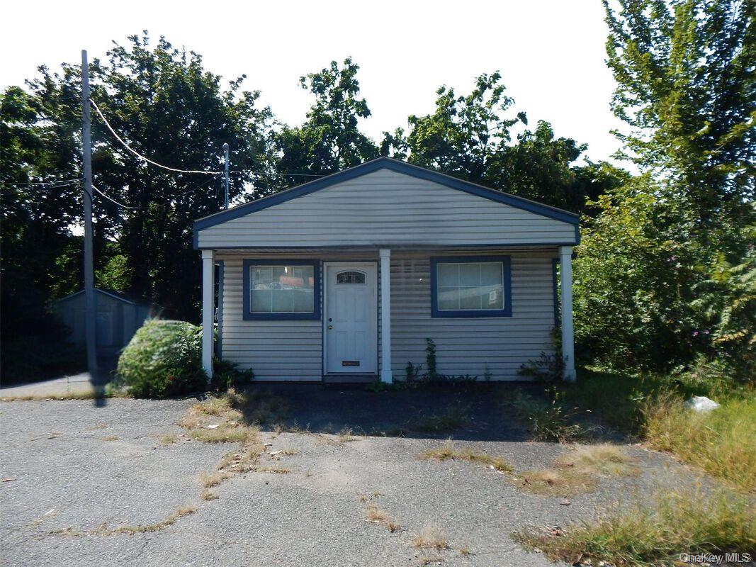 119 S Main Street B Property Photo 1