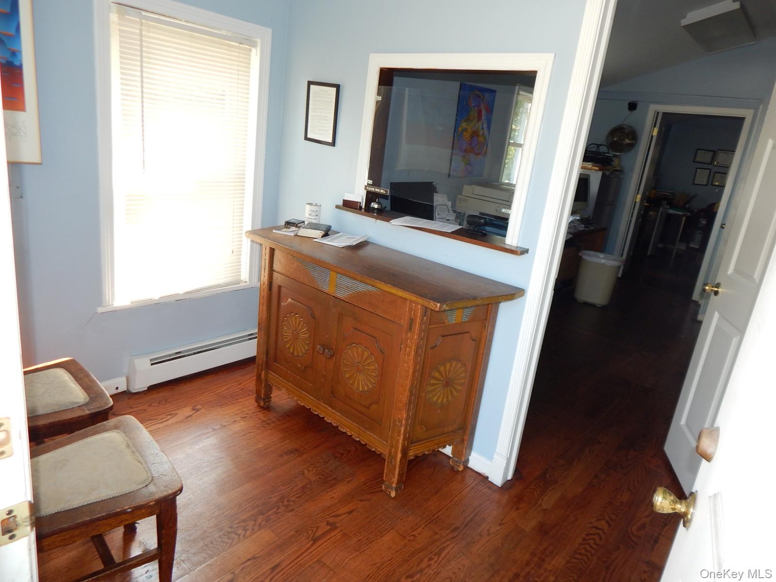 119 S Main Street B Property Photo 2