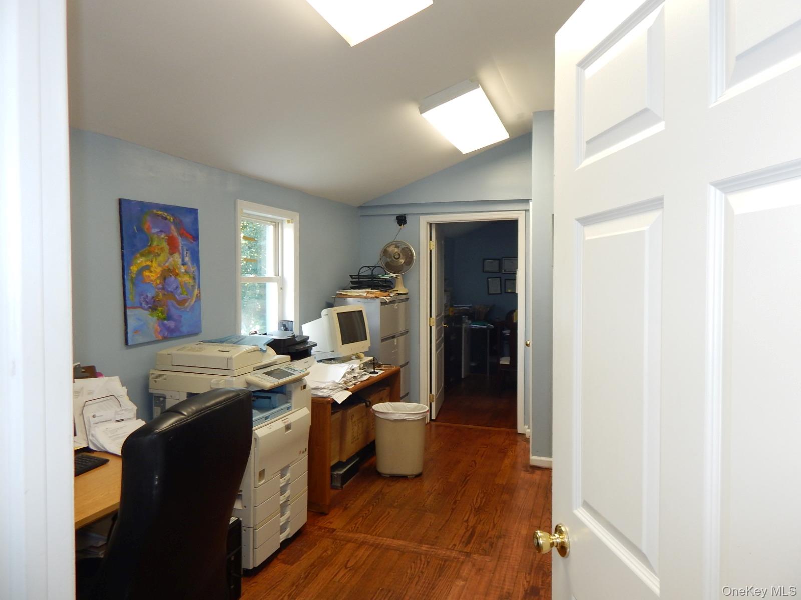 119 S Main Street B Property Photo 3