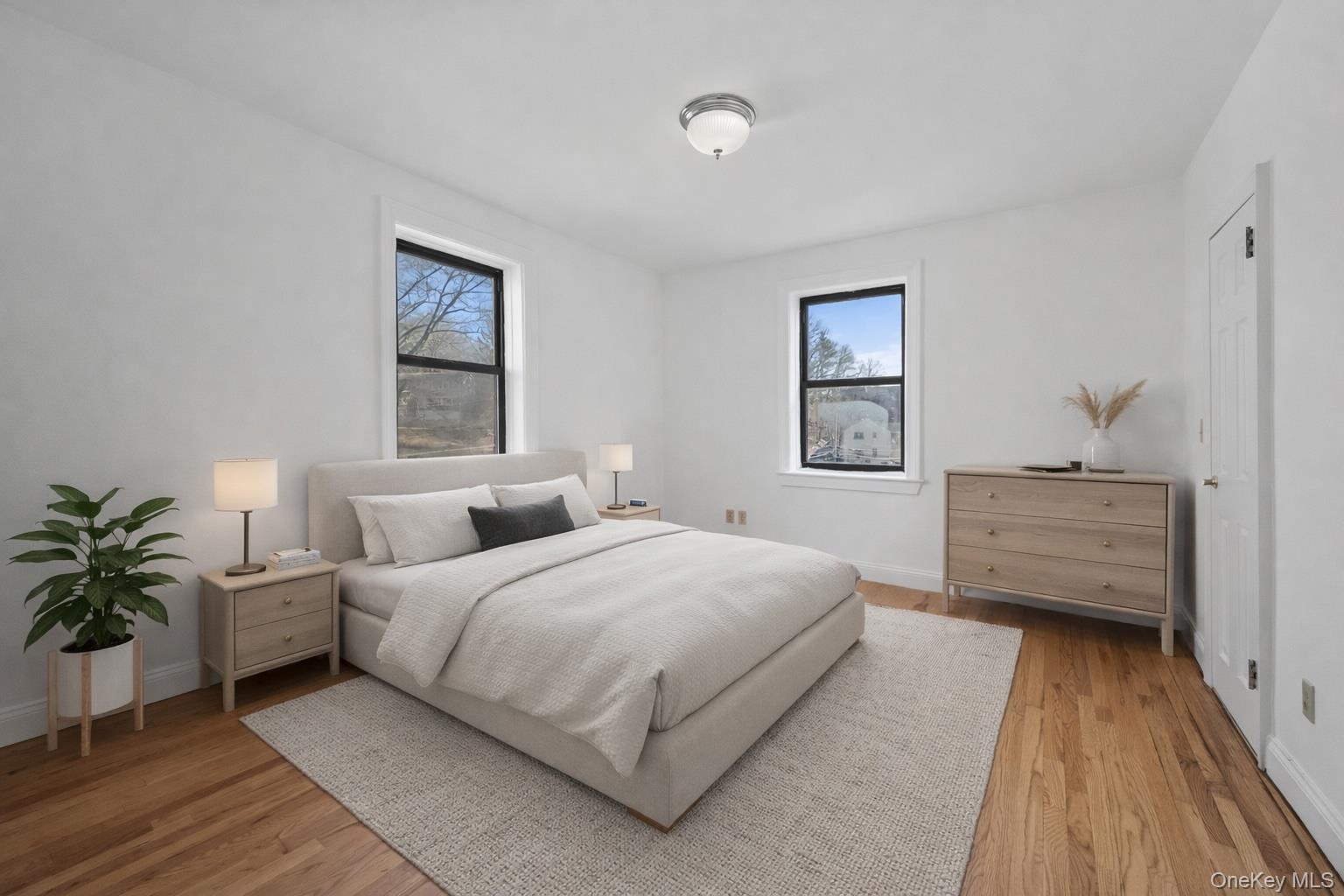 68 E Hartsdale Avenue 4e Property Photo 3