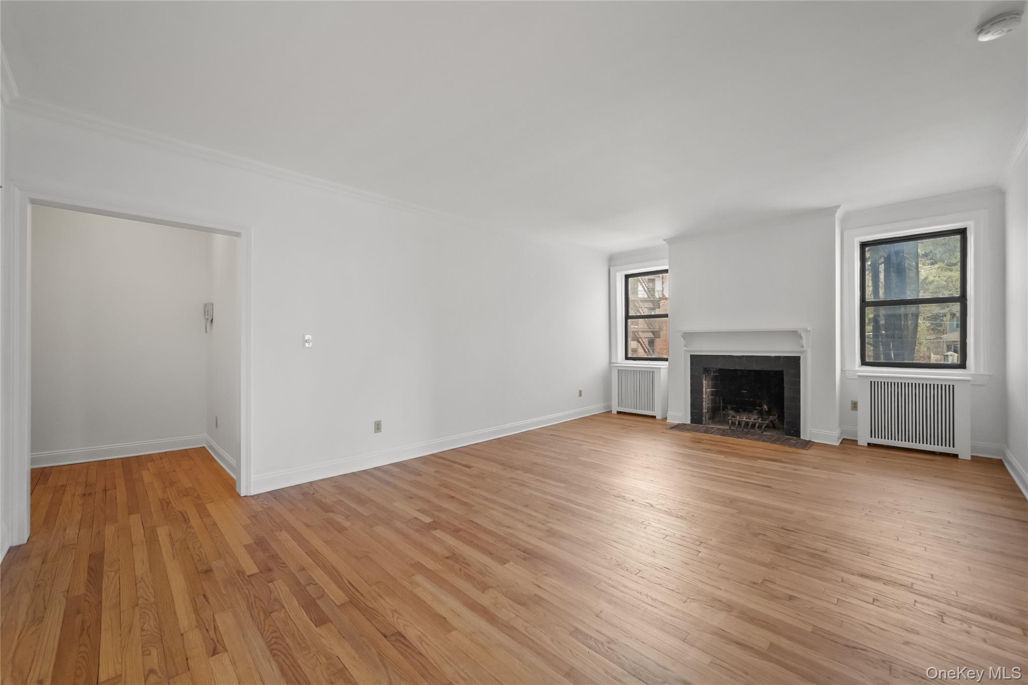 68 E Hartsdale Avenue 4e Property Photo 5