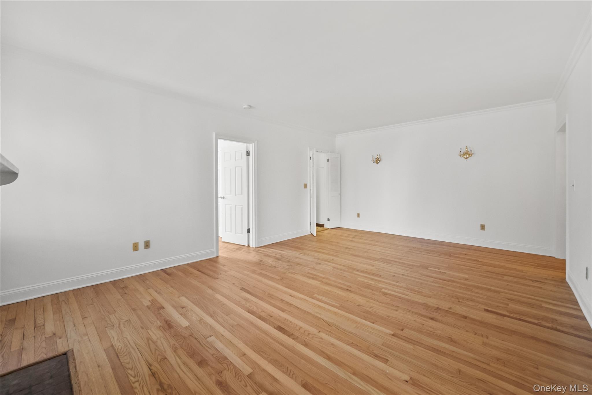 68 E Hartsdale Avenue 4e Property Photo 6