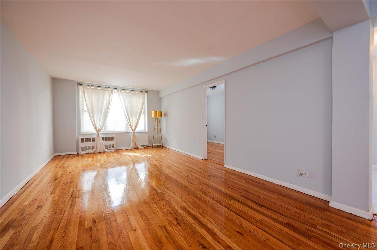 1332 Metropolitan Avenue 4k Property Photo 5