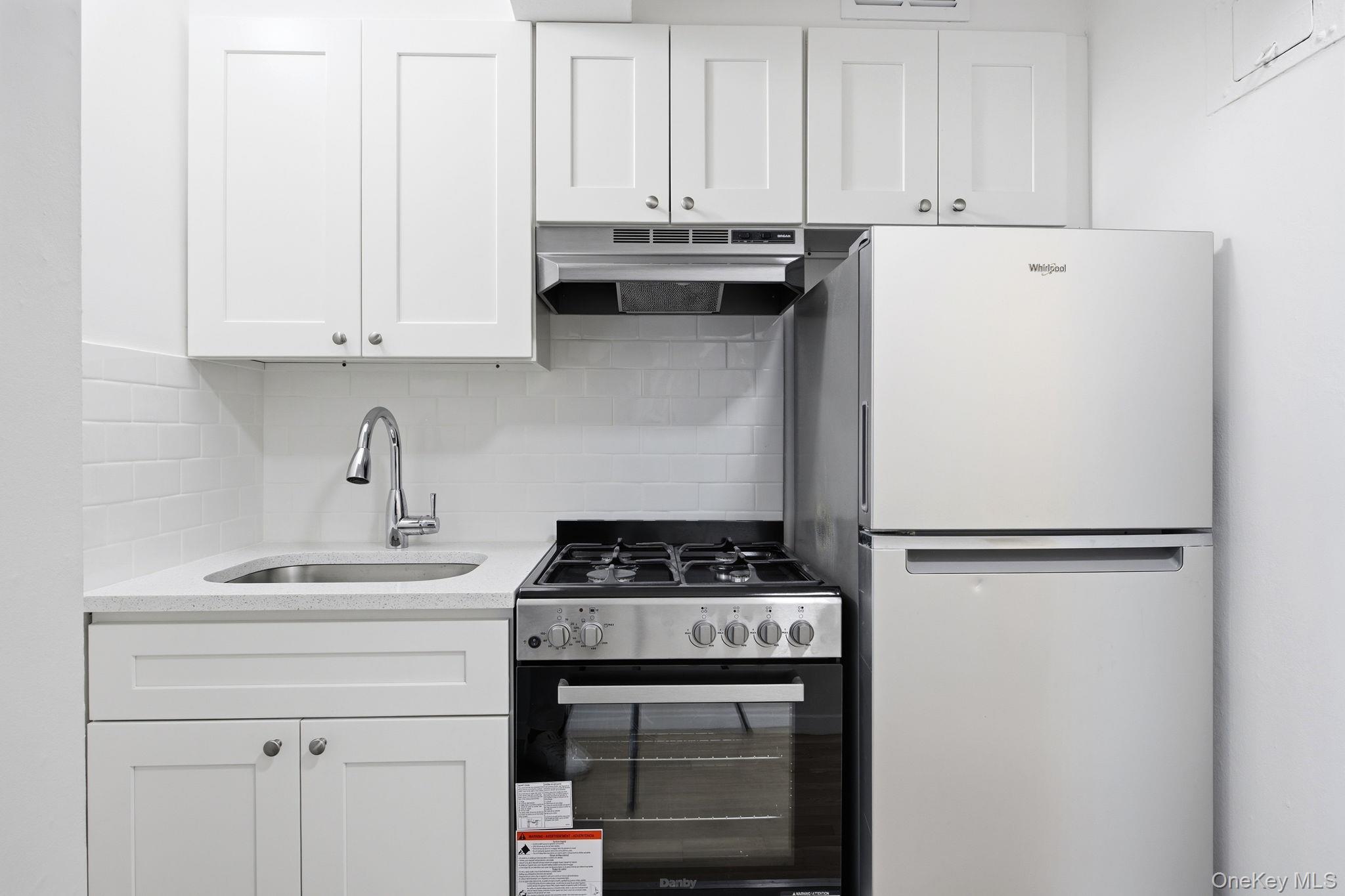 50-22 40th Street 4d Property Photo 3