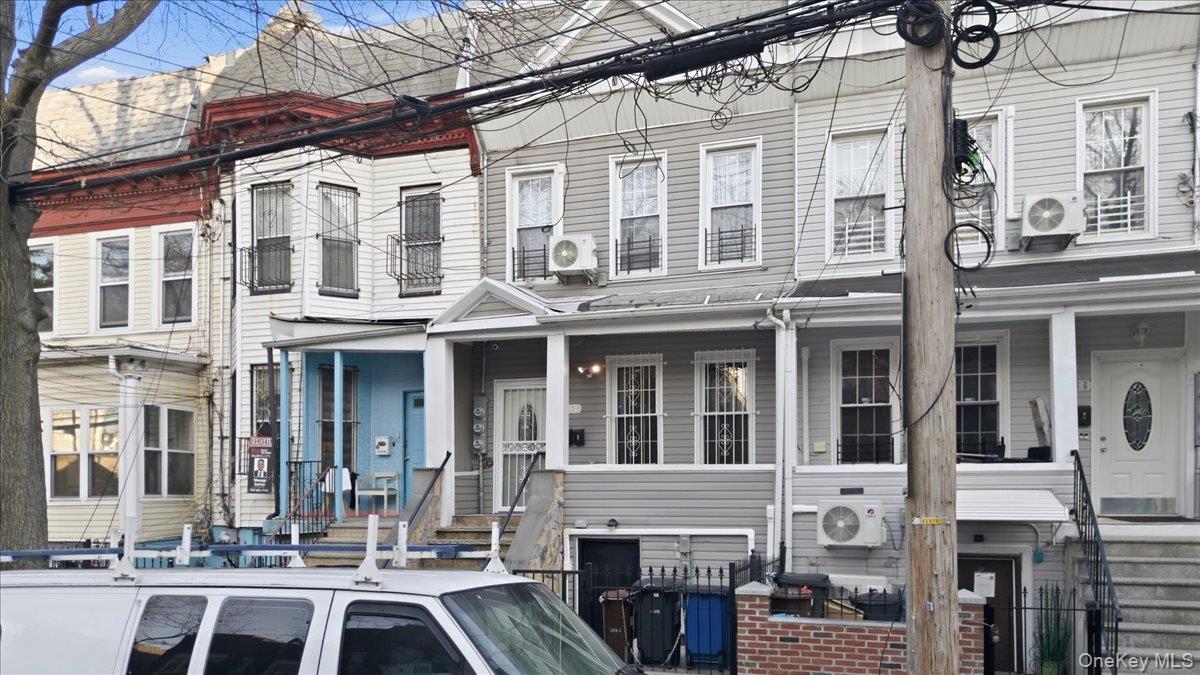 1268 Findlay Avenue Property Photo 1