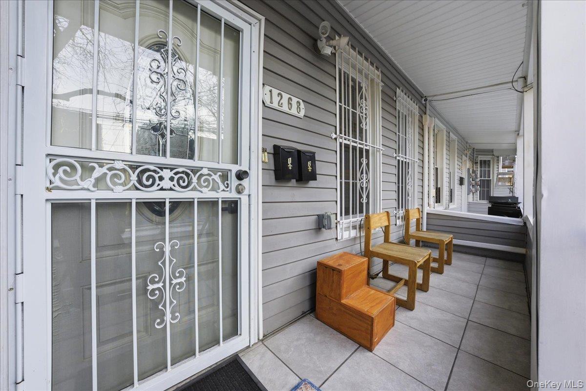 1268 Findlay Avenue Property Photo 4