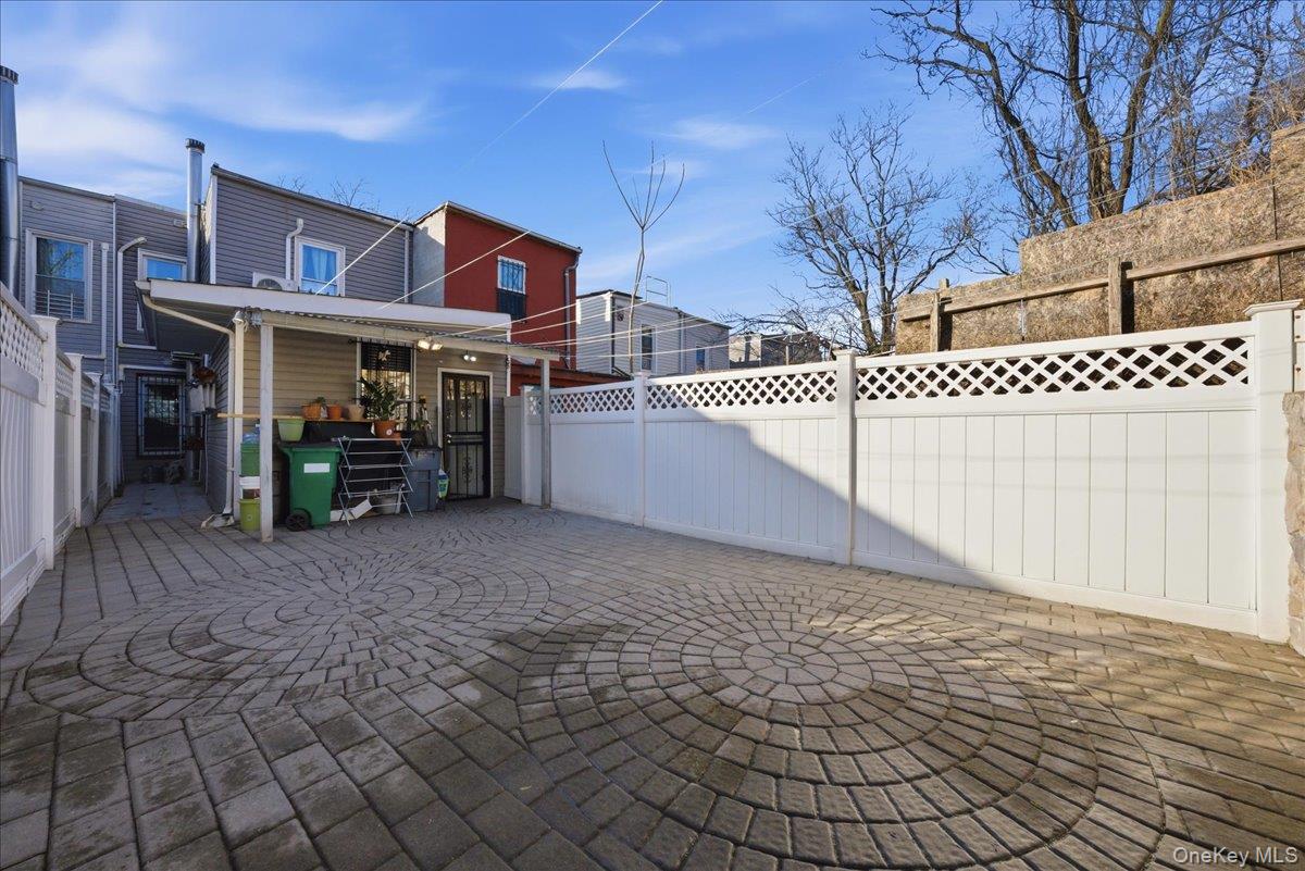 1268 Findlay Avenue Property Photo 29