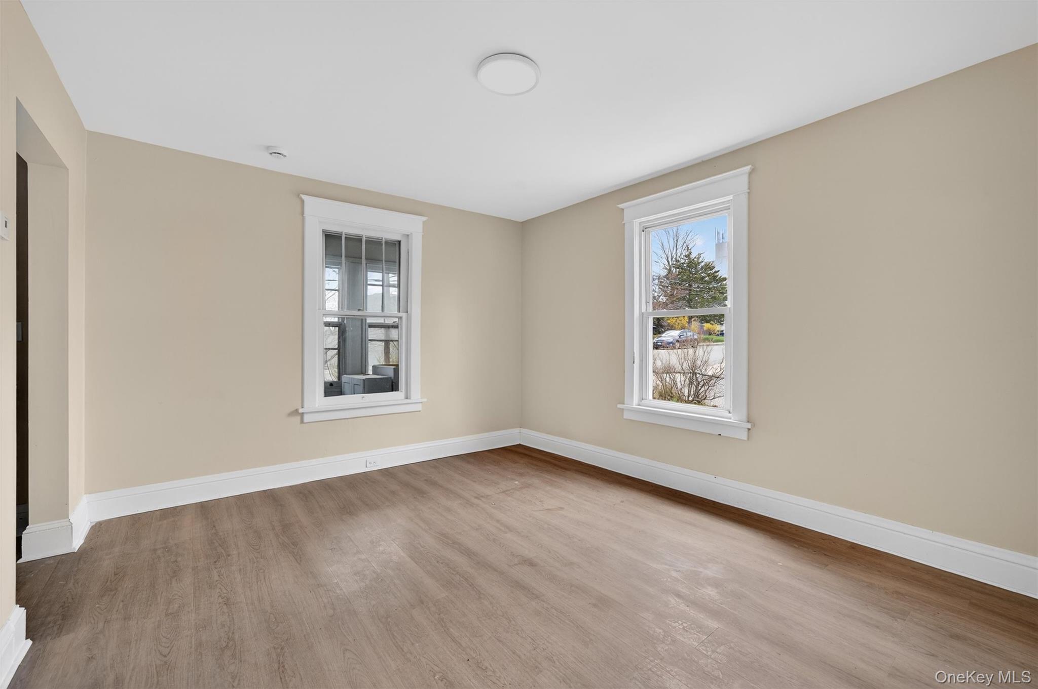 26 1/2 Ridge Street Property Photo 9
