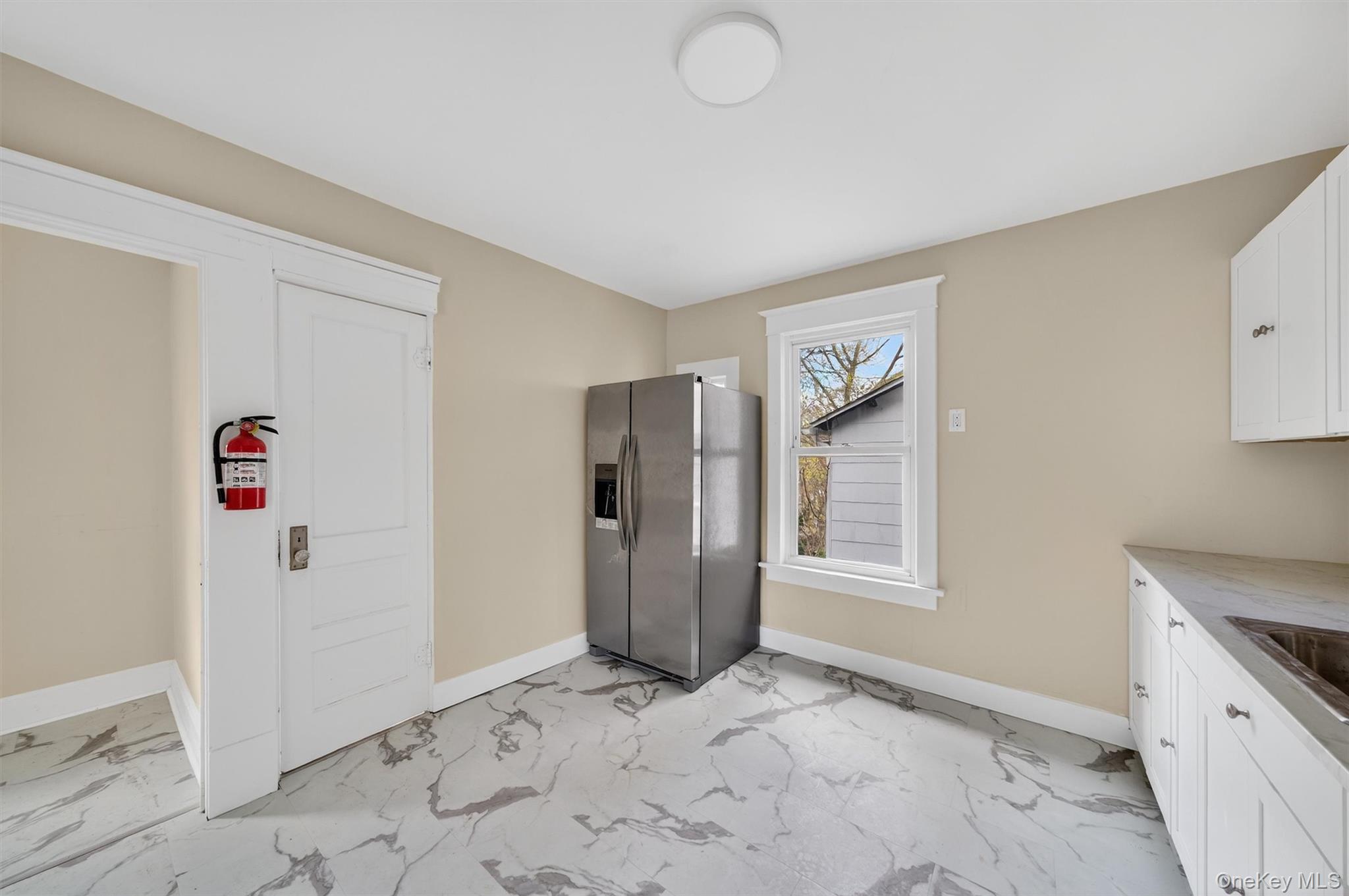 26 1/2 Ridge Street Property Photo 13