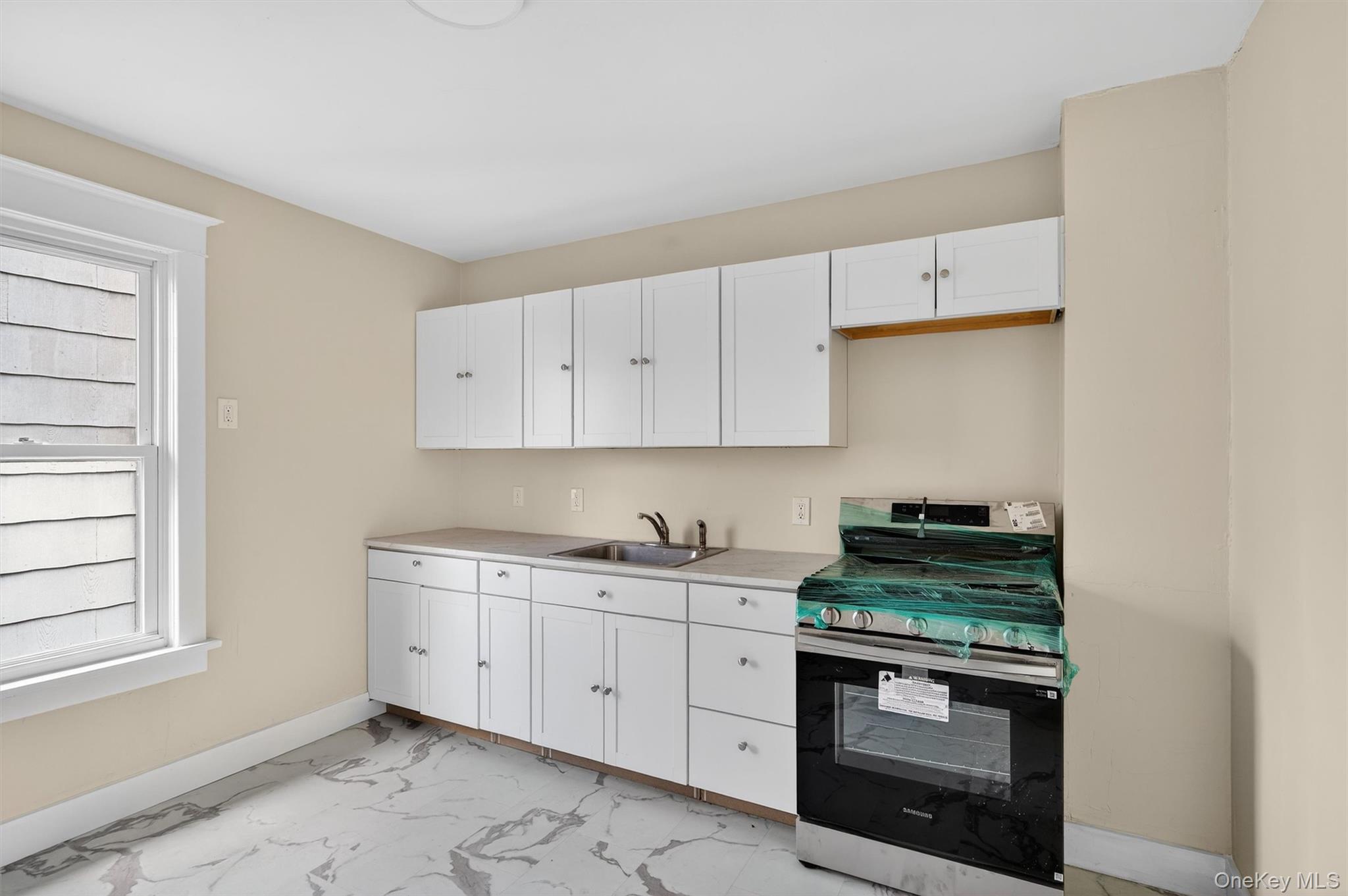 26 1/2 Ridge Street Property Photo 15