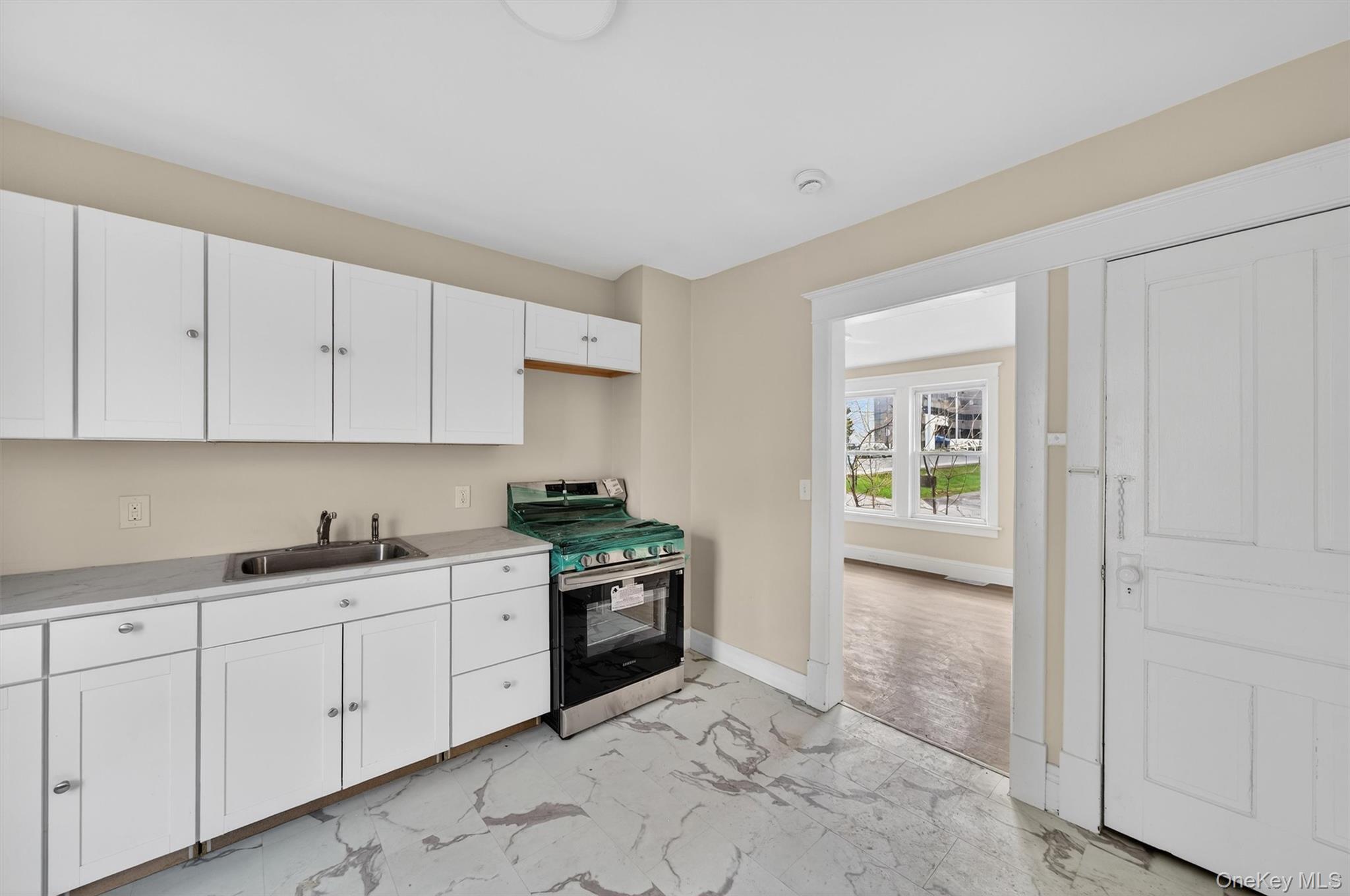 26 1/2 Ridge Street Property Photo 17