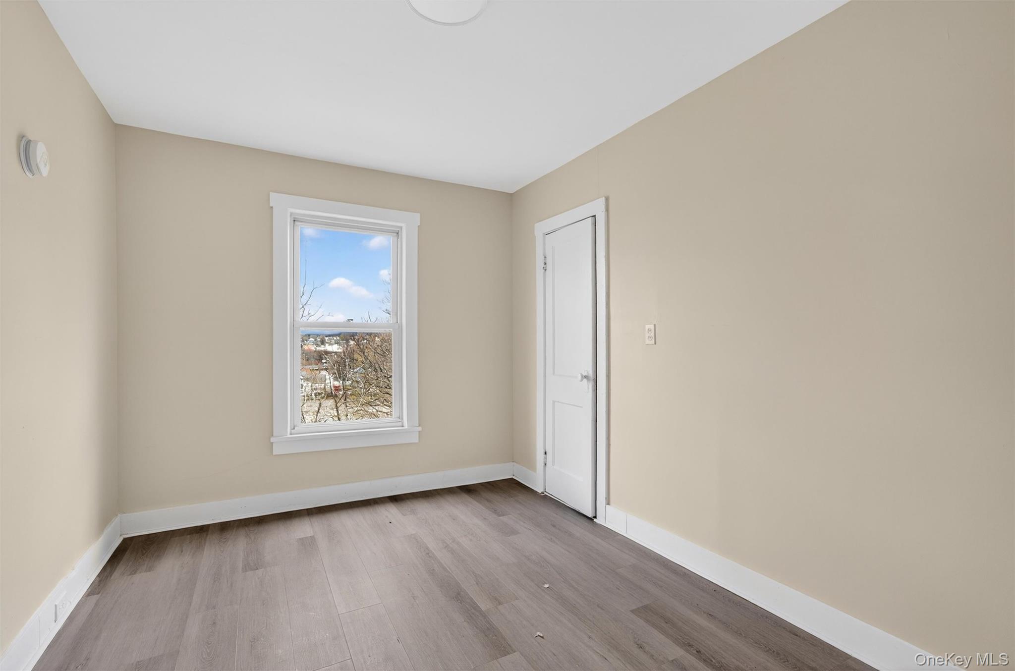 26 1/2 Ridge Street Property Photo 24