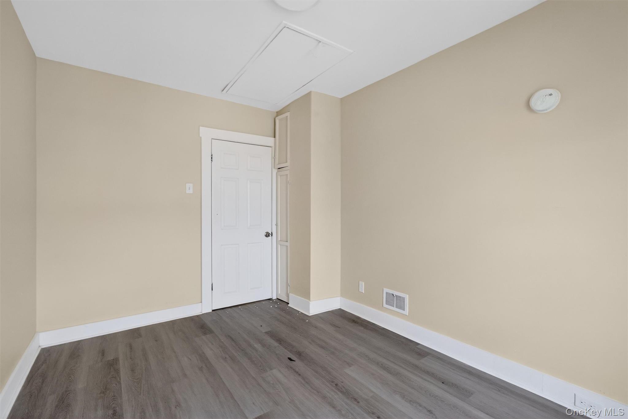 26 1/2 Ridge Street Property Photo 25