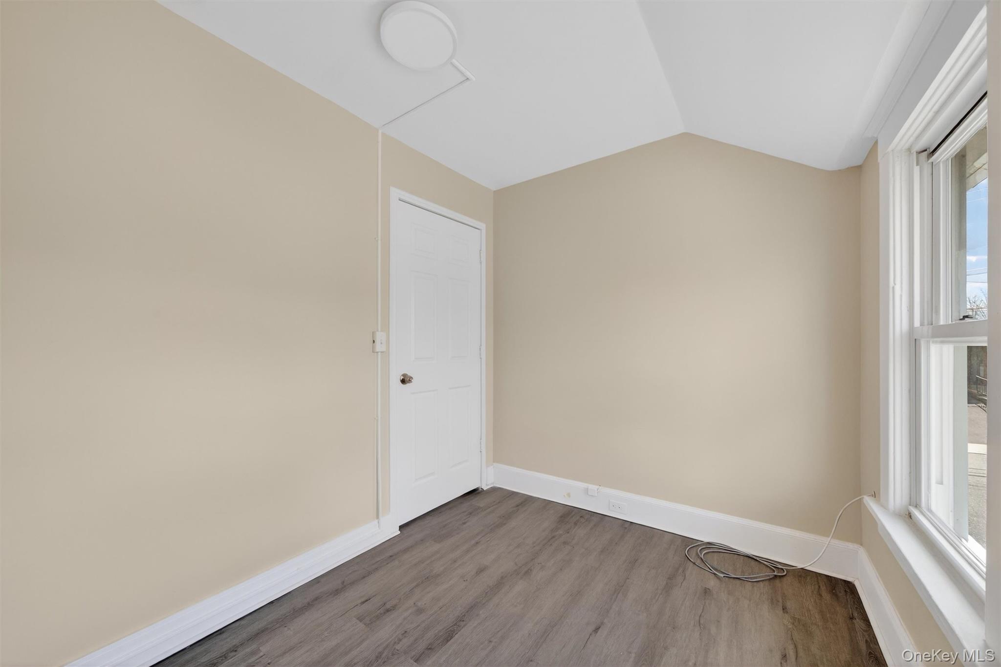 26 1/2 Ridge Street Property Photo 29