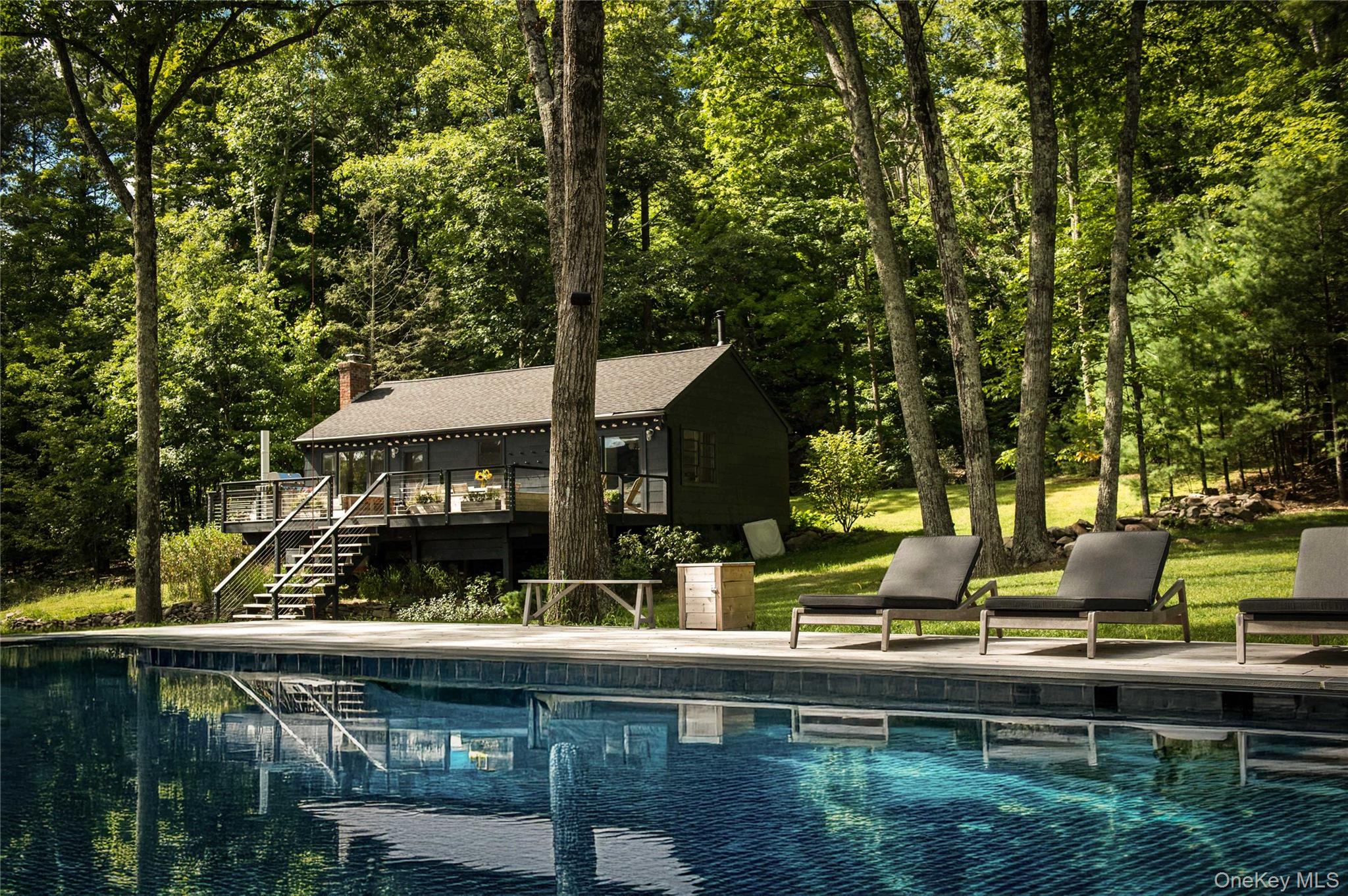 55 Nordic Drive Property Photo 1