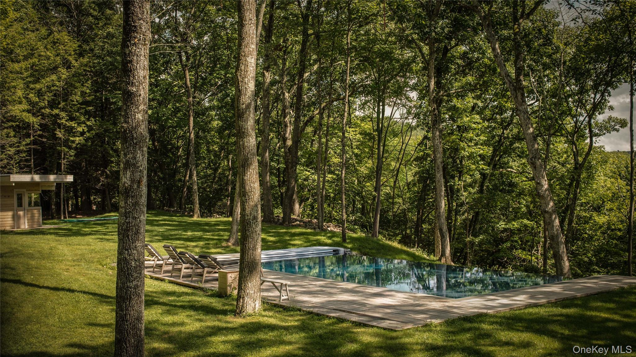 55 Nordic Drive Property Photo 33