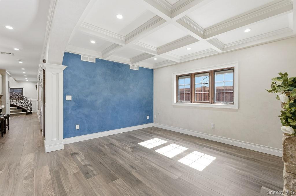 160-14 83rd Street Property Photo 6