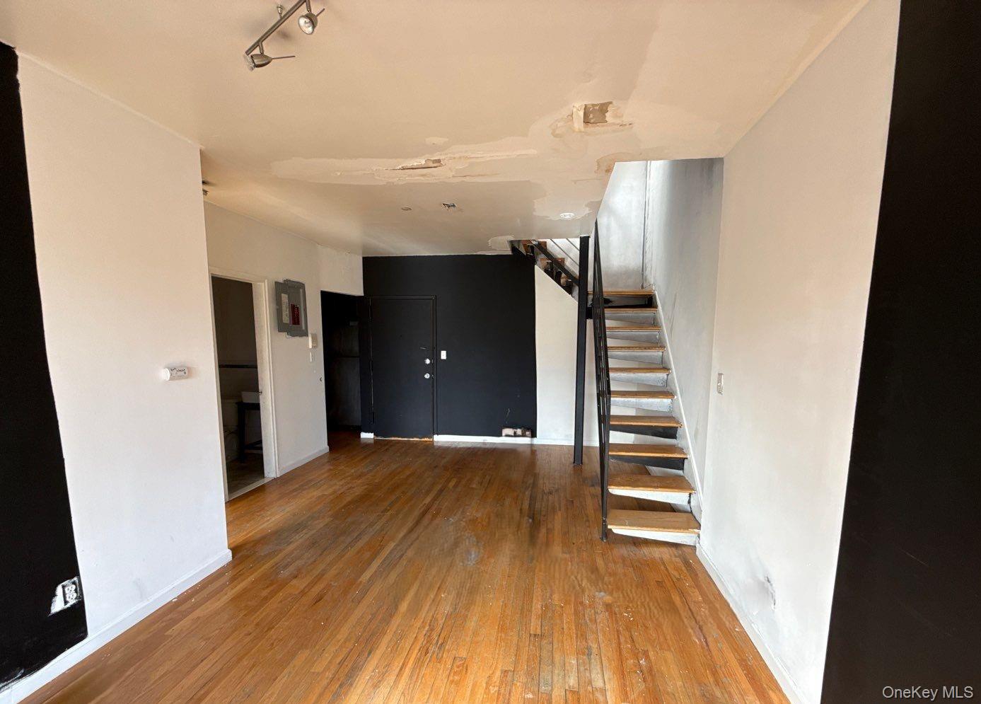 175-28 89th Avenue C Property Photo 3