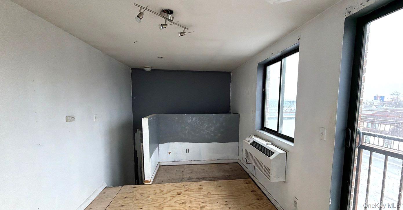 175-28 89th Avenue C Property Photo 8