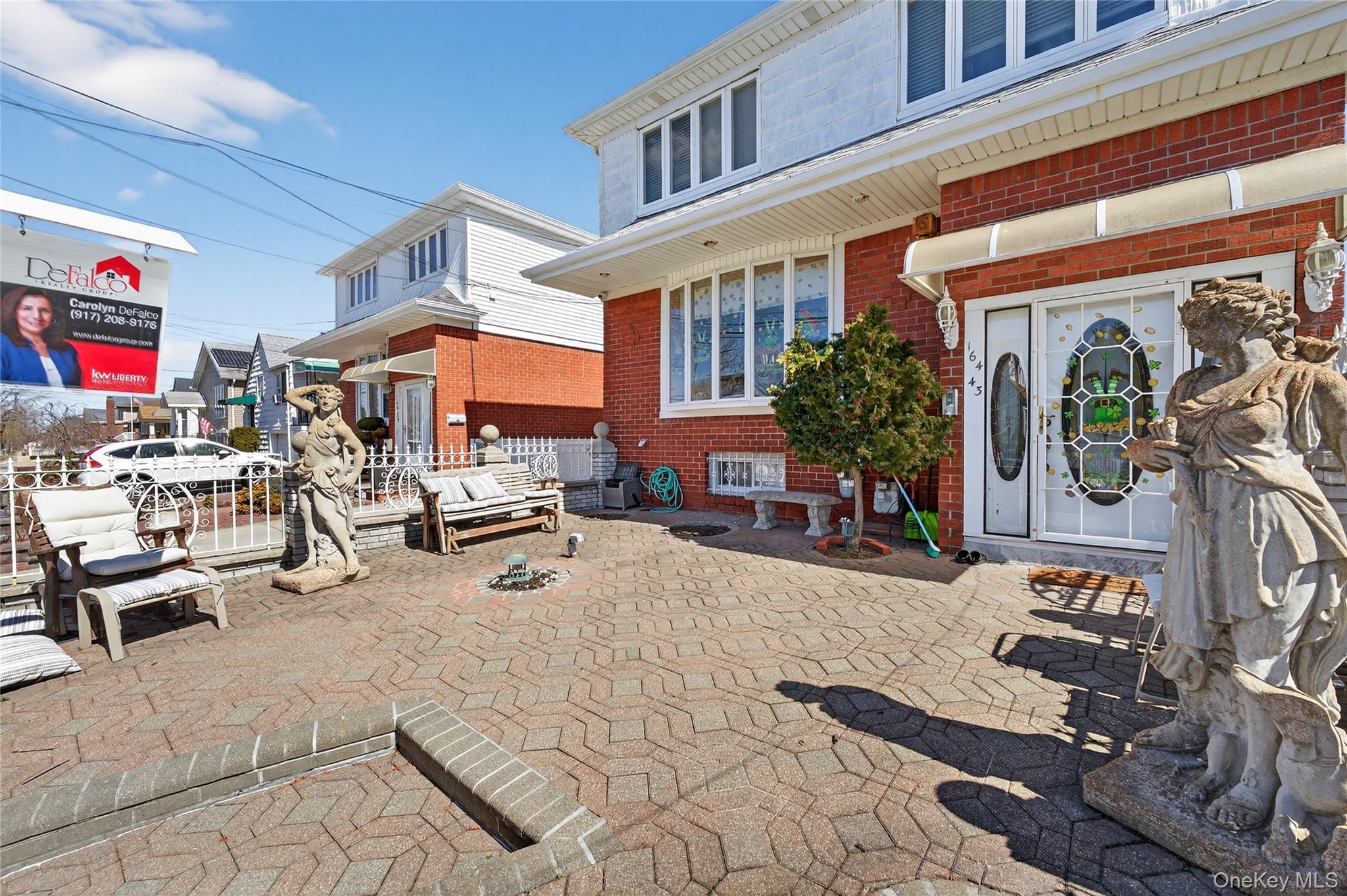 16443 96th Street Property Photo 1