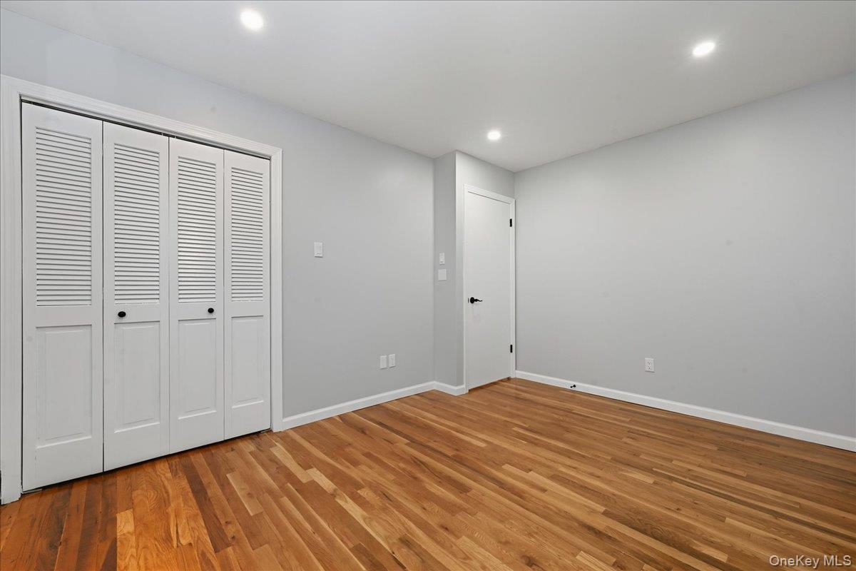 557 Southside Avenue Property Photo 22