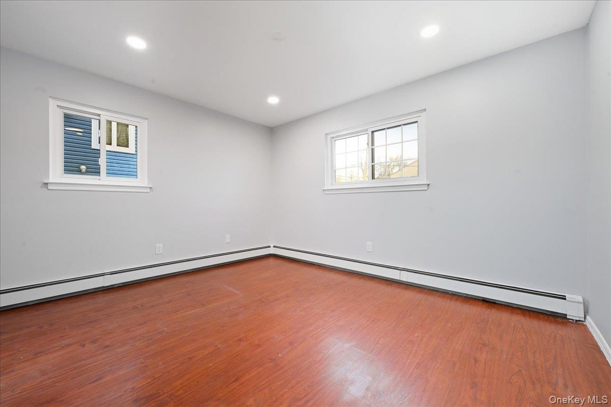 557 Southside Avenue Property Photo 34