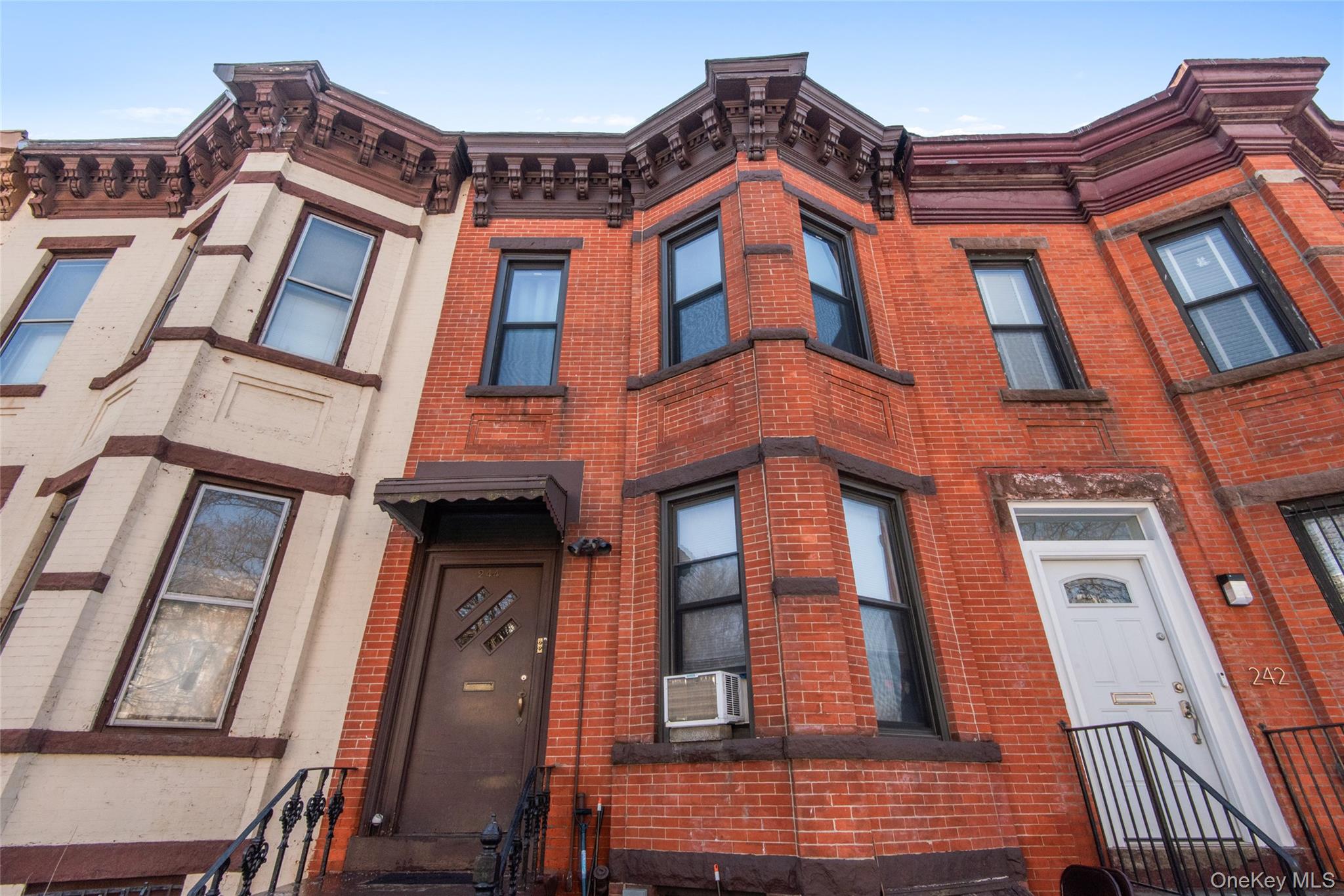 244 45th Street Property Photo 2