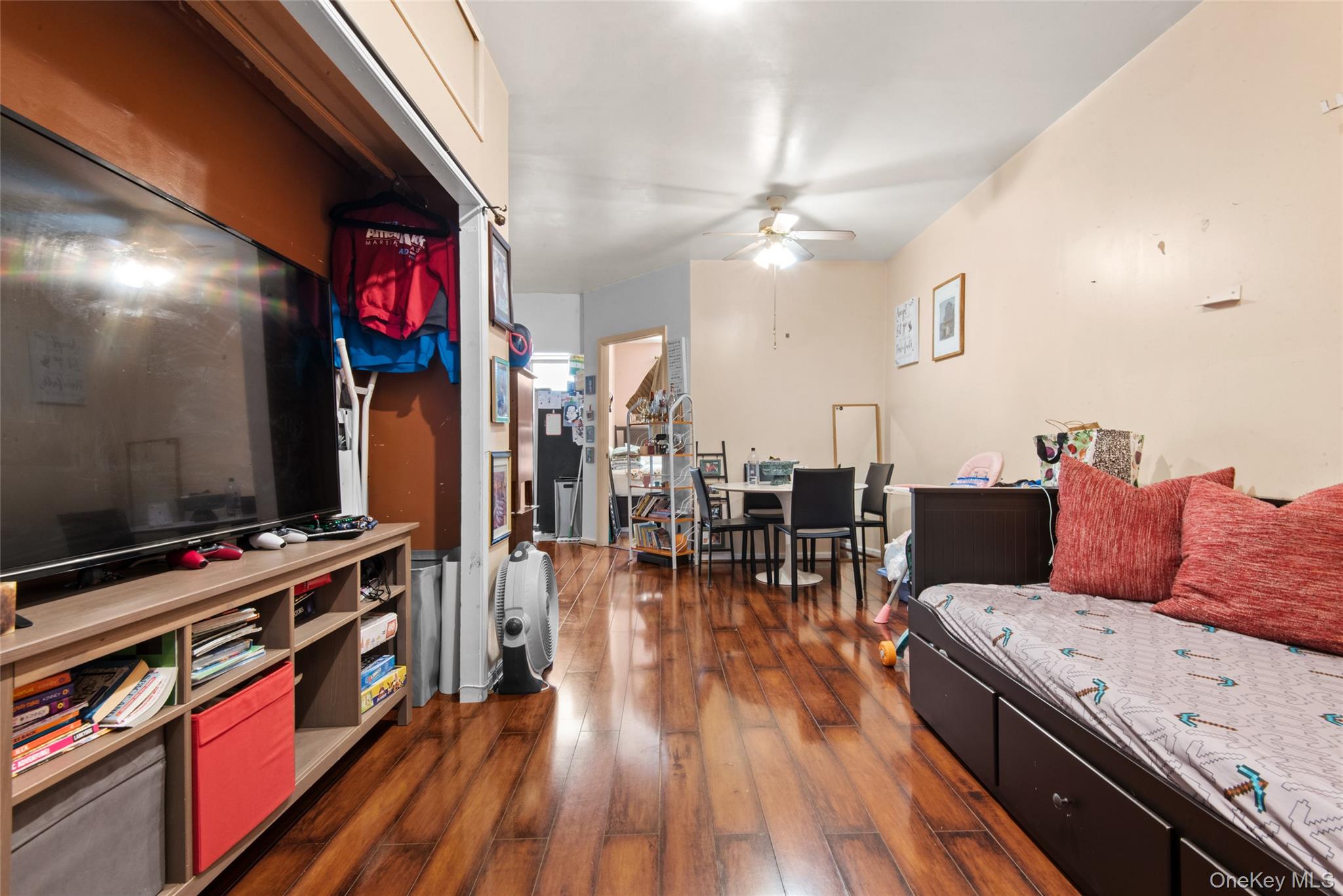 244 45th Street Property Photo 5