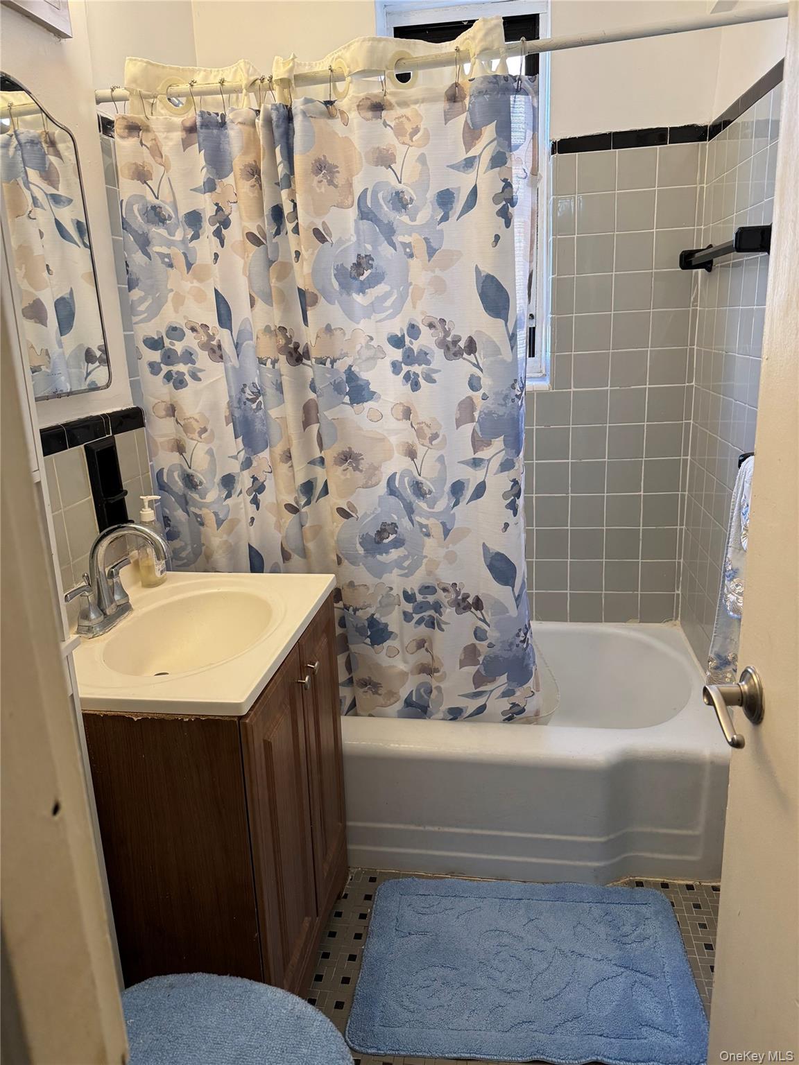 745 E 231st Street 3f Property Photo 13
