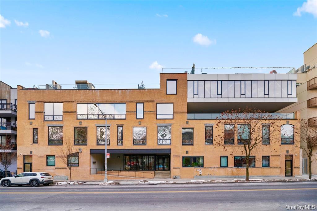850 Metropolitan Avenue 1e Property Photo 1