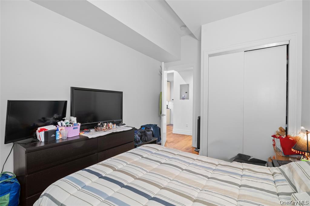 850 Metropolitan Avenue 1e Property Photo 8