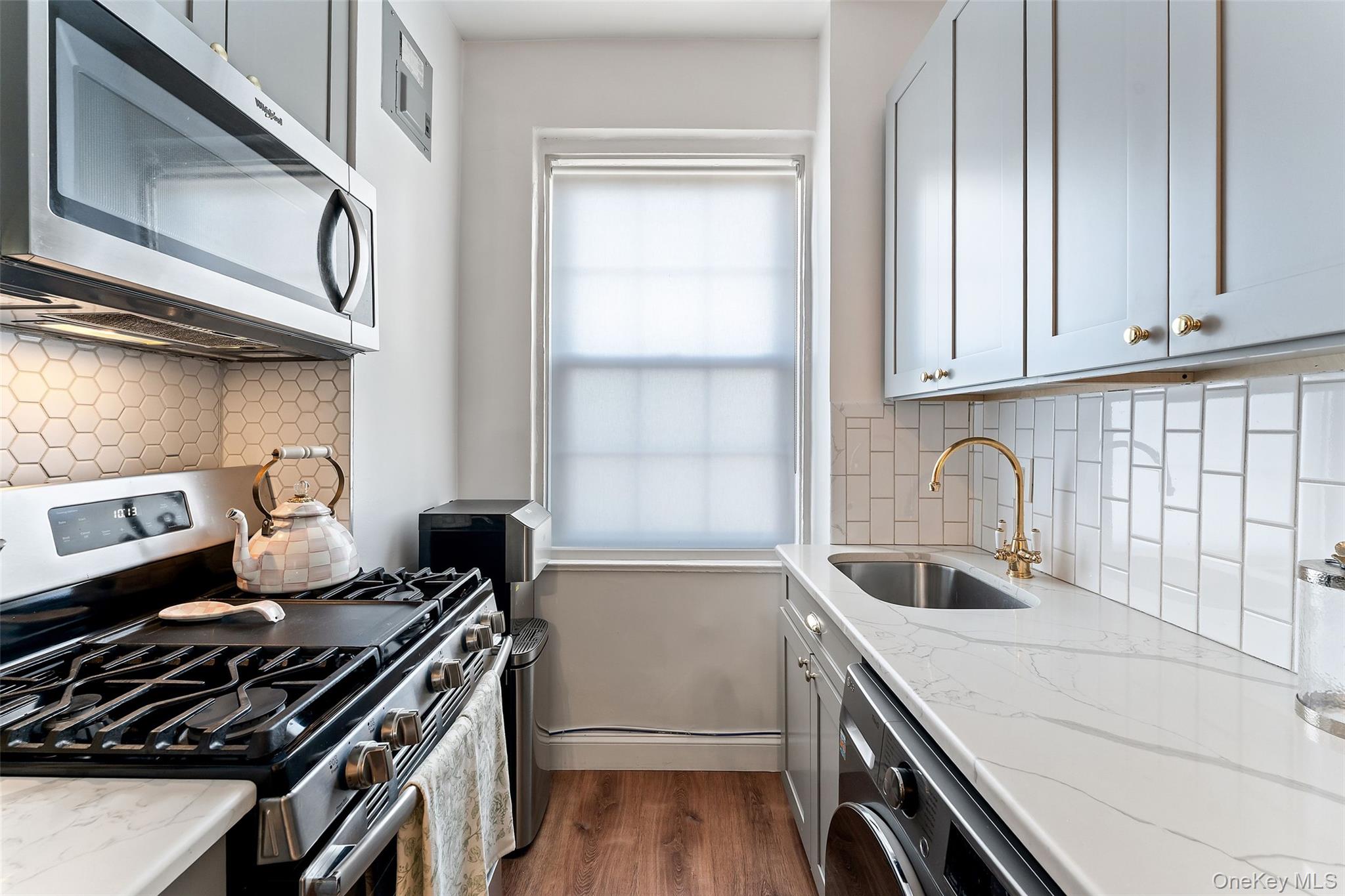 840 Bronx River Road 5b Property Photo 3