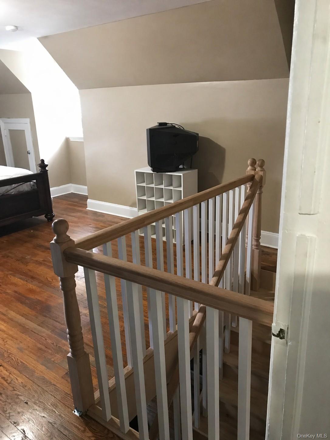 86 W Clinton Avenue Property Photo 12
