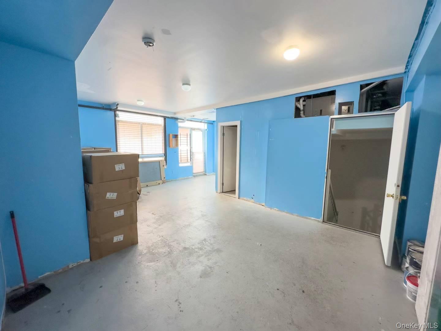 147 Manhattan Avenue Property Photo 5