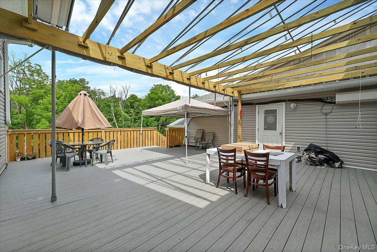 43 Freeland Street Property Photo 13