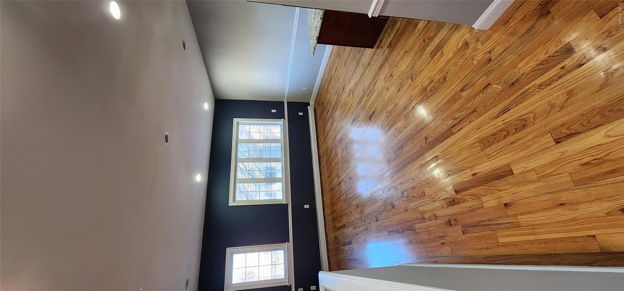 88 Hemlock Property Photo 17