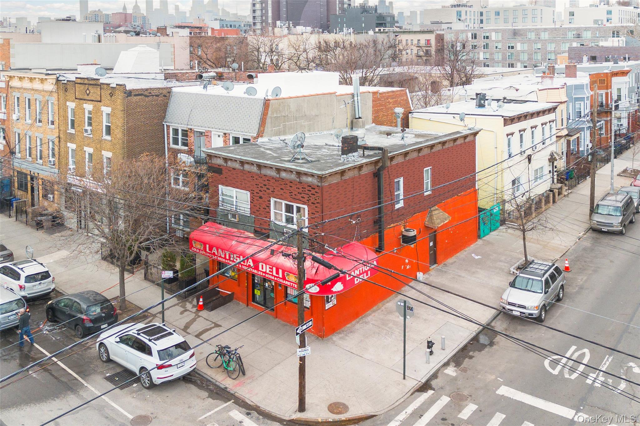 30-74 14th Street Property Photo 1