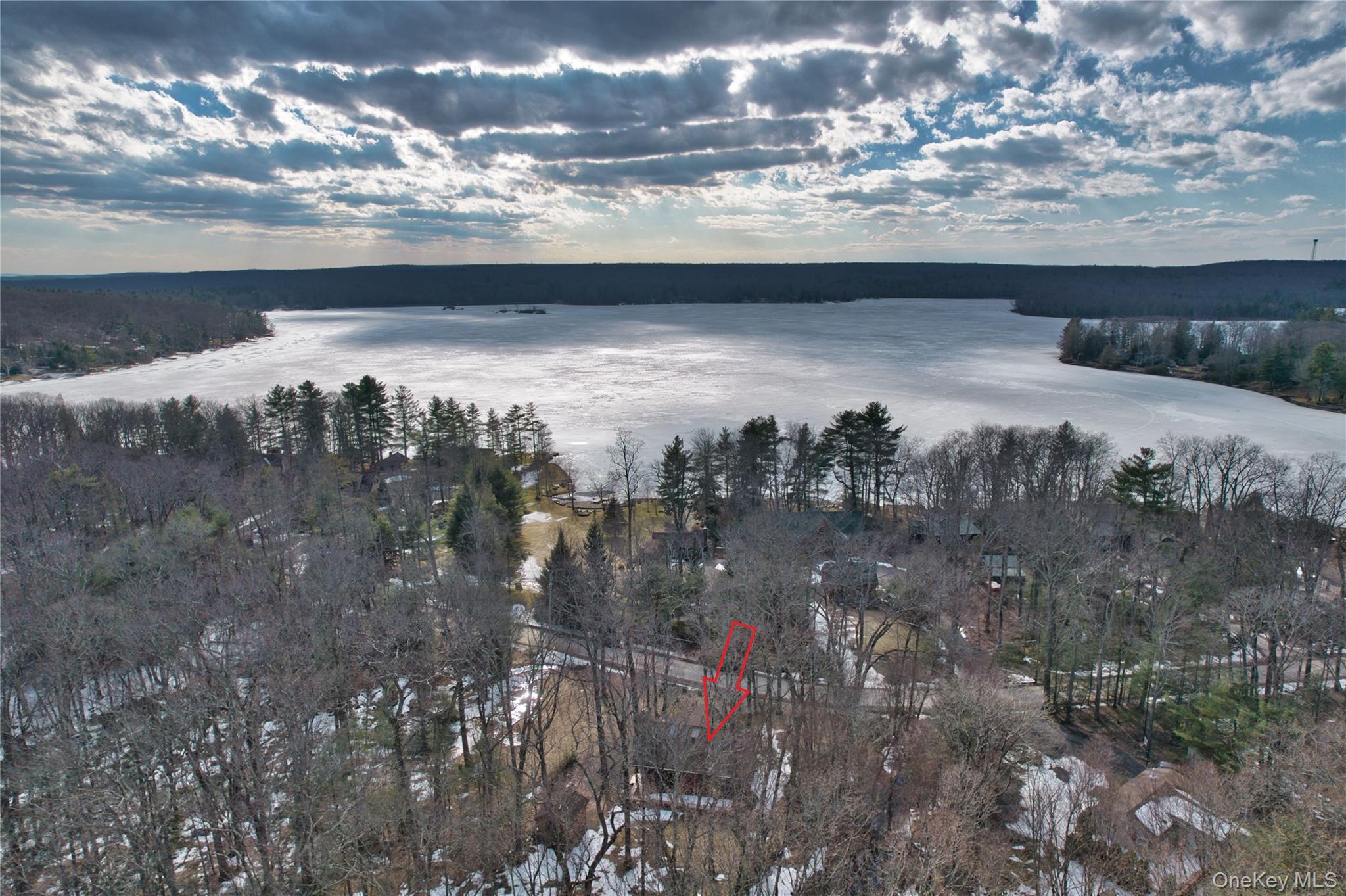 128 Shore Drive Property Photo 10